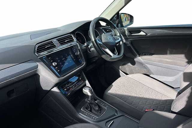 Used Volkswagen Tiguan 2022 for sale - 76510551: Photo 2