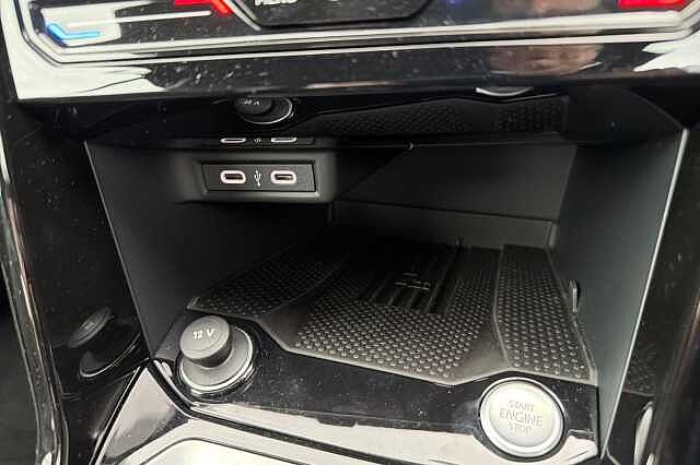 Used Volkswagen T-Roc 2025 for sale - 77061712: Photo 32