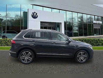 Used Volkswagen Tiguan 2023 for sale - 79222441: Photo