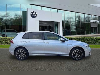 Used Volkswagen Golf 2022 for sale - 78540938: Photo