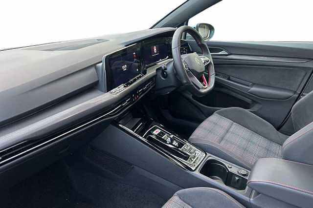 Used Volkswagen Golf 2023 for sale - 76666045: Photo 2