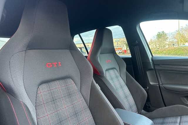 Used Volkswagen Golf 2023 for sale - 76666045: Photo 25