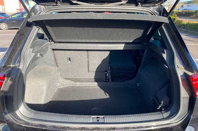 Used Volkswagen Tiguan 2023 for sale - 76699150: Photo 11