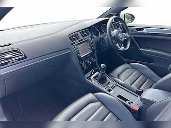 Used Volkswagen Golf 2017 for sale - 79277134: Photo