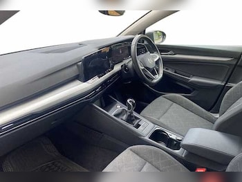 Used Volkswagen Golf 2024 for sale - 78894514: Photo