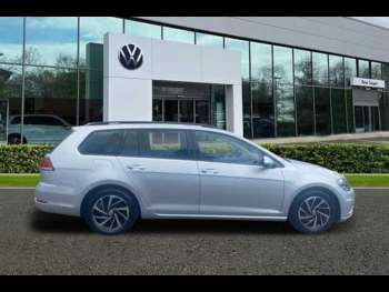 Used Volkswagen Golf 2019 for sale - 75360568: Photo