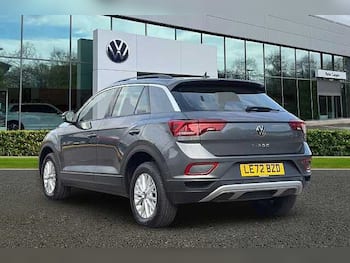 Used Volkswagen T-Roc 2023 for sale - 79335163: Photo
