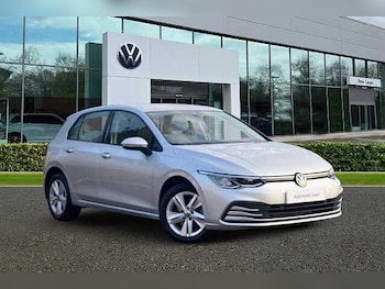 Volkswagen - Golf