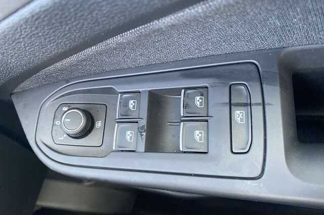 Used Volkswagen Golf 2024 for sale - 76245859: Photo 24