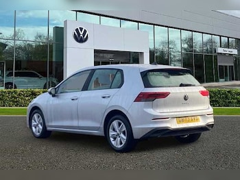 Used Volkswagen Golf 2024 for sale - 76245859: Photo
