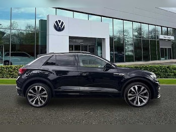 Used Volkswagen T-Roc 2021 for sale - 78553079: Photo