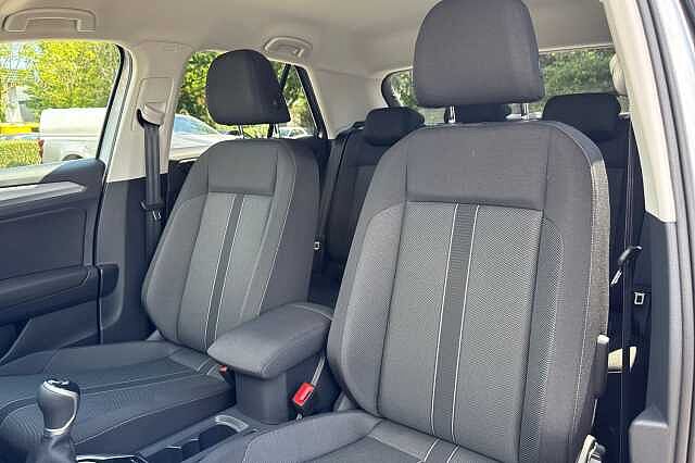 Used Volkswagen T-Roc 2025 for sale - 76157402: Photo 31