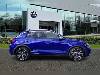 Used Volkswagen T-Roc 2023 for sale - 75586656: Photo