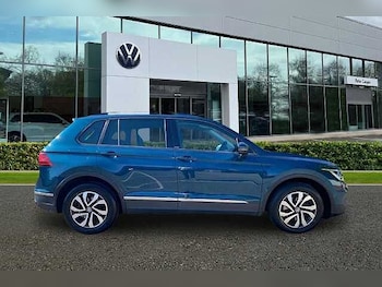 Used Volkswagen Tiguan 2021 for sale - 79137610: Photo