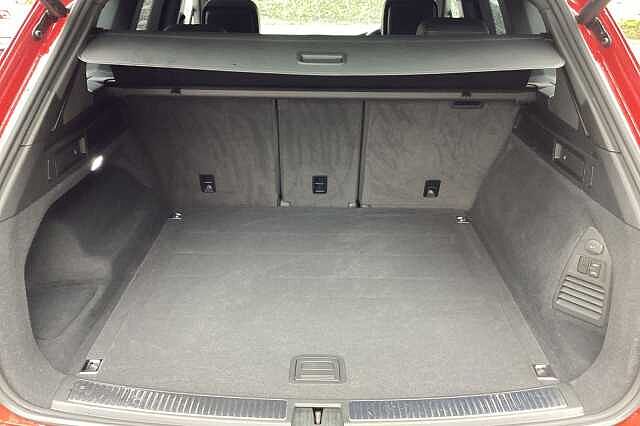 Used Volkswagen Touareg 2023 for sale - 76133819: Photo 11