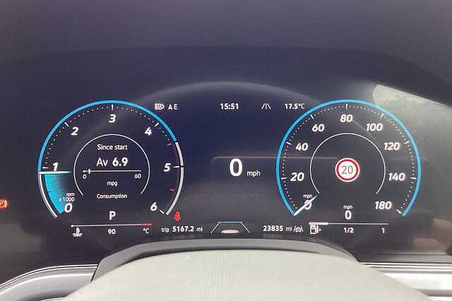 Used Volkswagen Touareg 2023 for sale - 76133819: Photo 18