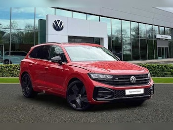 2023 (73) - 3.0 V6 TDI 4Motion 286 Black Edition 5dr Tip Auto + Detachable Towbar