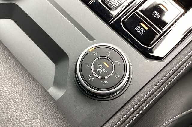 Used Volkswagen Touareg 2023 for sale - 76133819: Photo 28