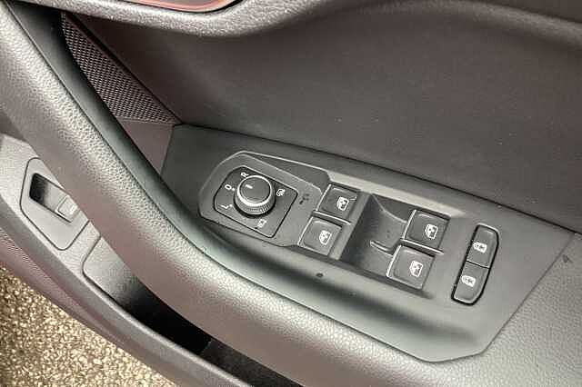 Used Volkswagen Touareg 2023 for sale - 76133819: Photo 32