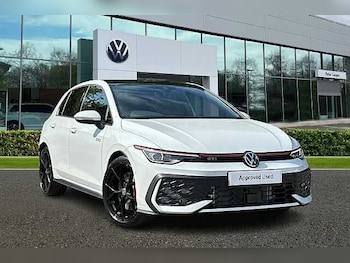 2025 (25) - GTI MK8 Facelift 2024 2.0 TSI (265ps) DSG + PANORAMIC ROOF + 19' ESTORIL 5-Door