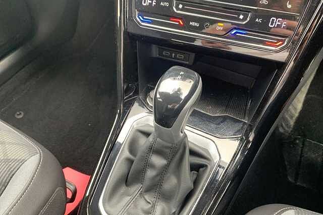 Used Volkswagen T-Roc 2022 for sale - 76396767: Photo 19