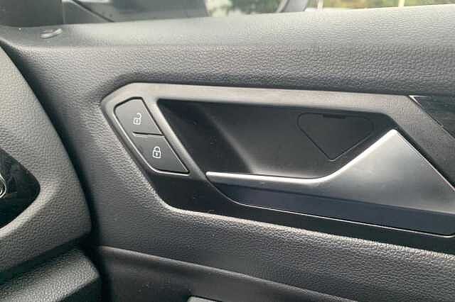 Used Volkswagen T-Roc 2022 for sale - 76396767: Photo 24