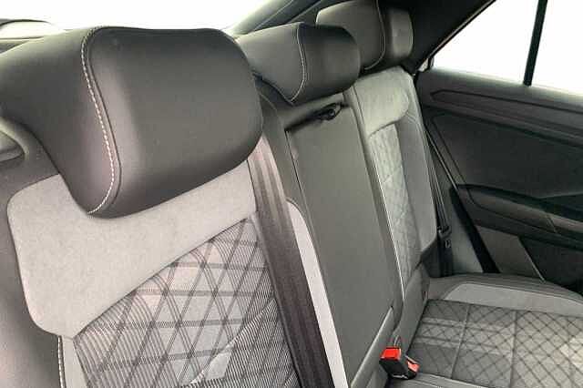 Used Volkswagen T-Roc 2022 for sale - 76396767: Photo 8