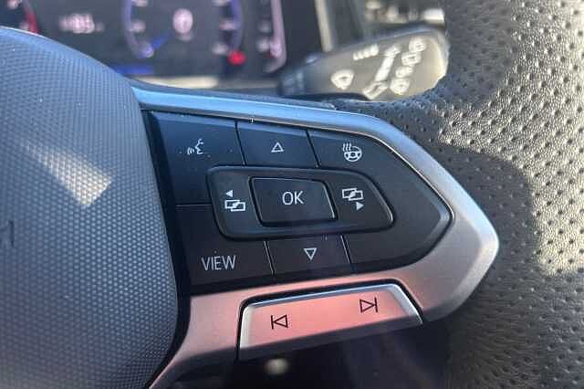 Used Volkswagen T-Roc 2025 for sale - 76807759: Photo 17