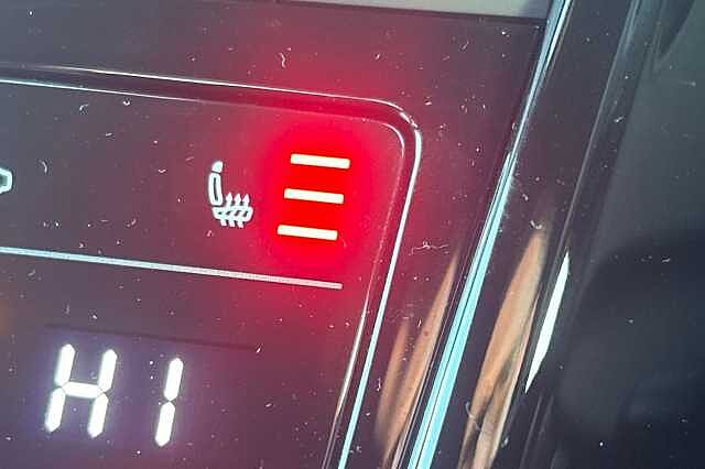 Used Volkswagen T-Roc 2025 for sale - 76807759: Photo 26