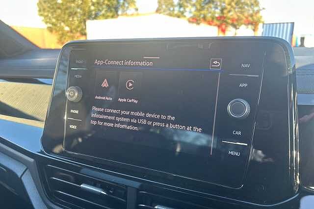 Used Volkswagen T-Roc 2025 for sale - 76807759: Photo 27