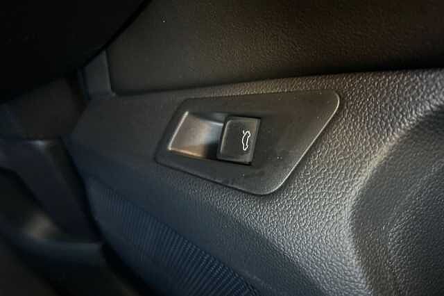 Used Volkswagen T-Roc 2025 for sale - 76807759: Photo 30