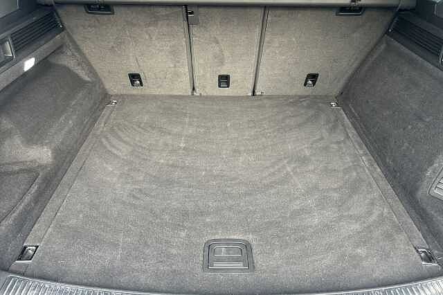 Used Volkswagen Touareg 2022 for sale - 76706670: Photo 11