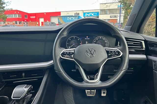 Used Volkswagen Touareg 2022 for sale - 76706670: Photo 14