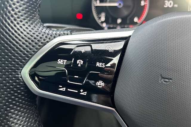 Used Volkswagen Touareg 2022 for sale - 76706670: Photo 15