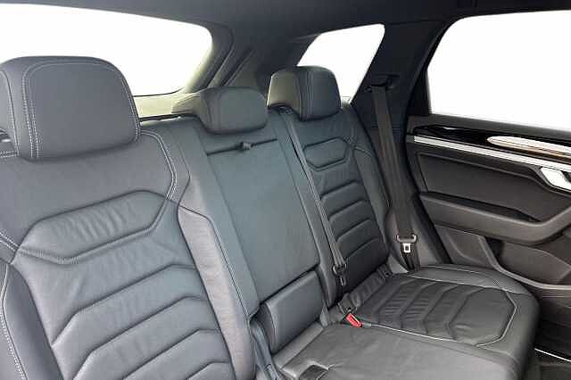 Used Volkswagen Touareg 2022 for sale - 76706670: Photo 8