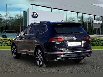 Used Volkswagen Tiguan Allspace 2020 for sale - 77880918: Photo