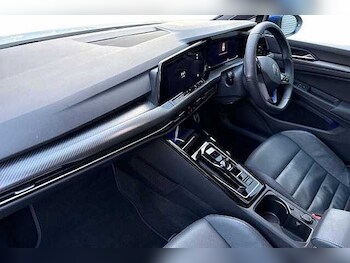 Used Volkswagen Golf 2023 for sale - 78218138: Photo