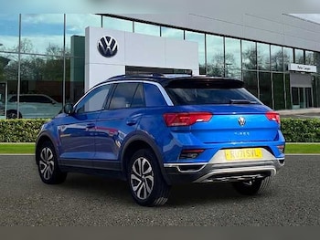Used Volkswagen T-Roc 2021 for sale - 76418121: Photo