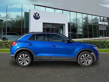 Used Volkswagen T-Roc 2021 for sale - 76418121: Photo