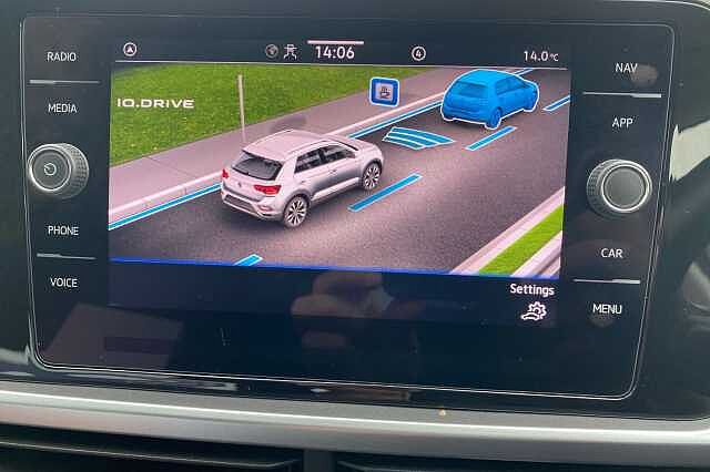 Used Volkswagen T-Roc 2024 for sale - 76098569: Photo 13