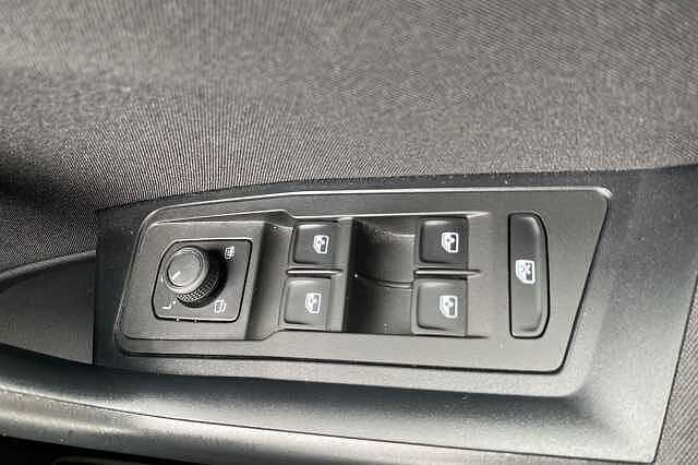 Used Volkswagen T-Roc 2024 for sale - 76098569: Photo 24