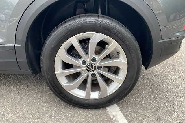 Used Volkswagen T-Roc 2024 for sale - 76098569: Photo 5