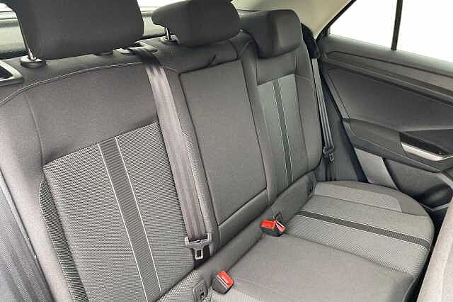 Used Volkswagen T-Roc 2024 for sale - 76098569: Photo 8