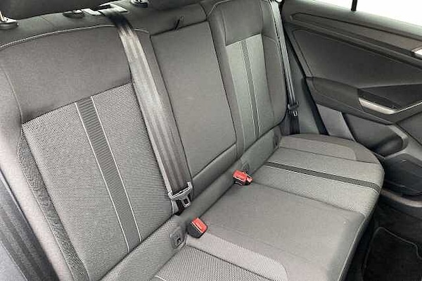 Used Volkswagen T-Roc 2023 for sale - 76017043: Photo 8