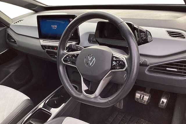 Used Volkswagen ID.3 2023 for sale - 76497116: Photo 6