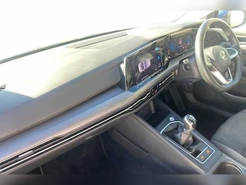 Used Volkswagen Golf 2022 for sale - 76064516: Photo 2