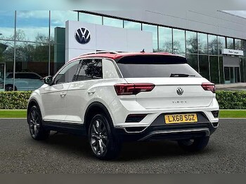 Used Volkswagen T-Roc 2018 for sale - 75919043: Photo