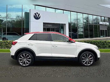 Used Volkswagen T-Roc 2018 for sale - 75919043: Photo