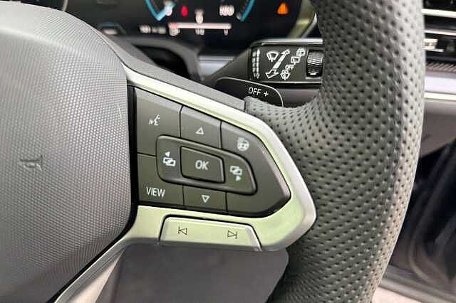 Used Volkswagen Touareg 2025 for sale - 77069407: Photo 17