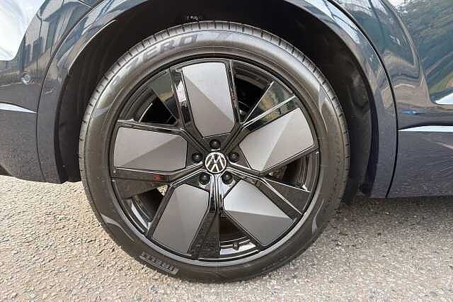 Used Volkswagen Touareg 2025 for sale - 77069407: Photo 5